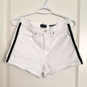 High-rise 3” denim shorts